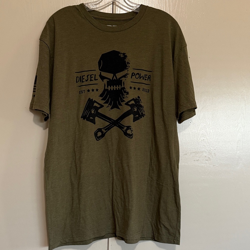 Men's Army Green Graphic Tee